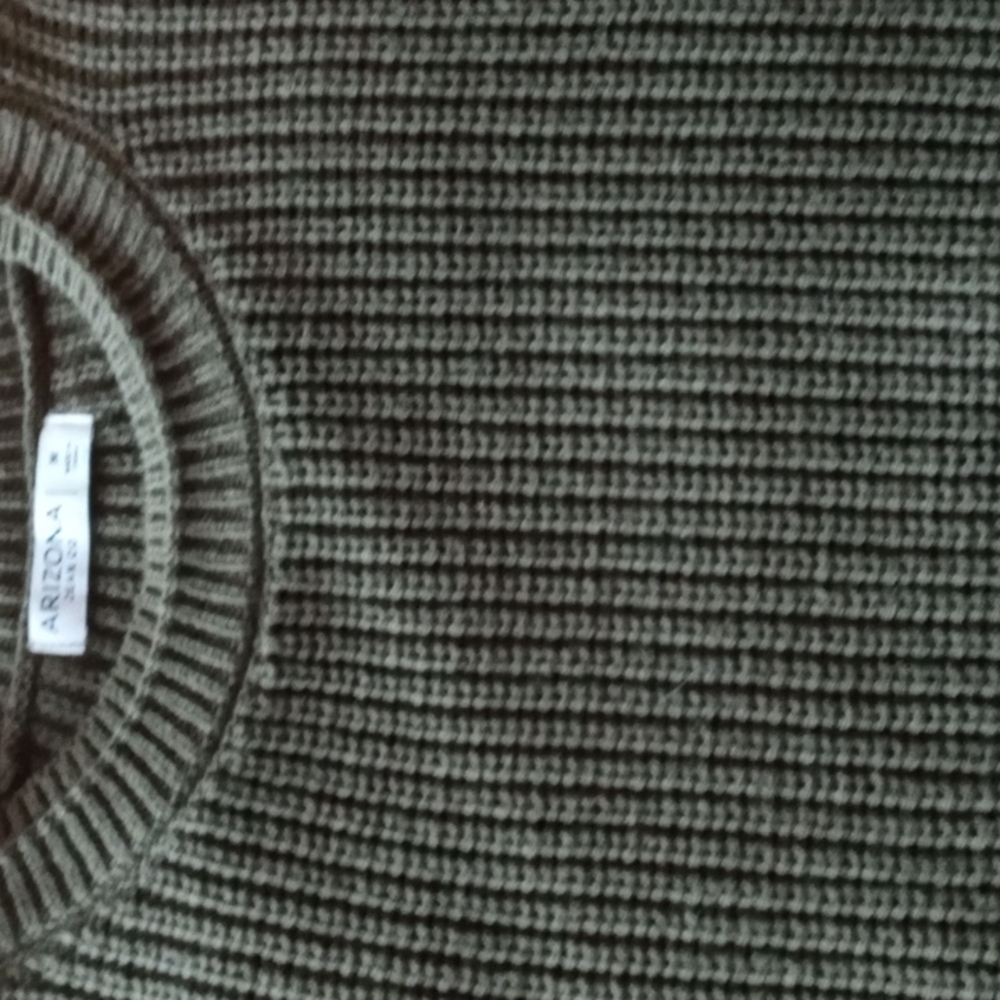 Sweater - Picture 4 of 5